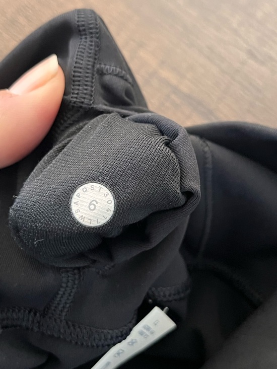 lululemon athletica Black High-Rise Leggings 6 - Picture 7 of 10